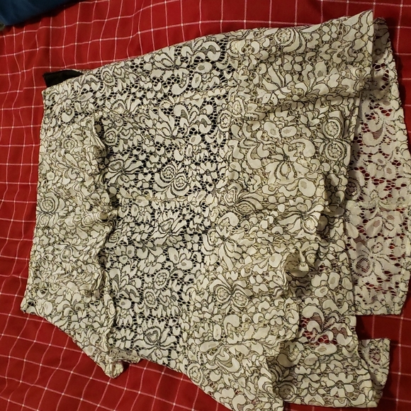 Nanette Lepore skirt. White and black. - Picture 3 of 3